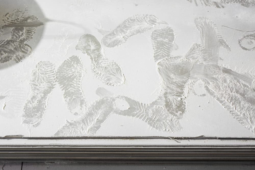 Avoid drywall dust with professional drywall repair.